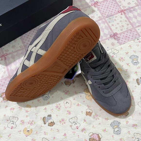 Onitsuka Tiger Tokuten Series Grey Retro German Army Trainer Shoes - Picture 7 of 7